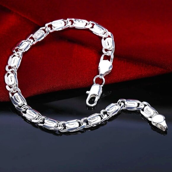 Stunning Flat Byzantine Bracelet 8.00" Long 6mm Wide Stamped 925 Sterling Silver - Picture 2 of 4